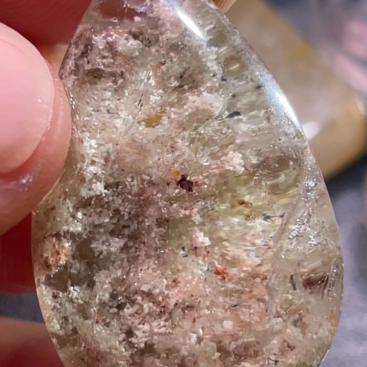 小***希未镶嵌颈饰发晶幽灵