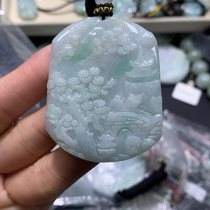 颈饰未镶嵌翡翠翡翠
