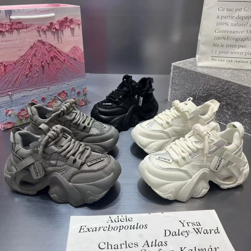 万达撤柜头层牛皮厚底透气网面水钻2025秋季松糕底百搭爆款休闲女