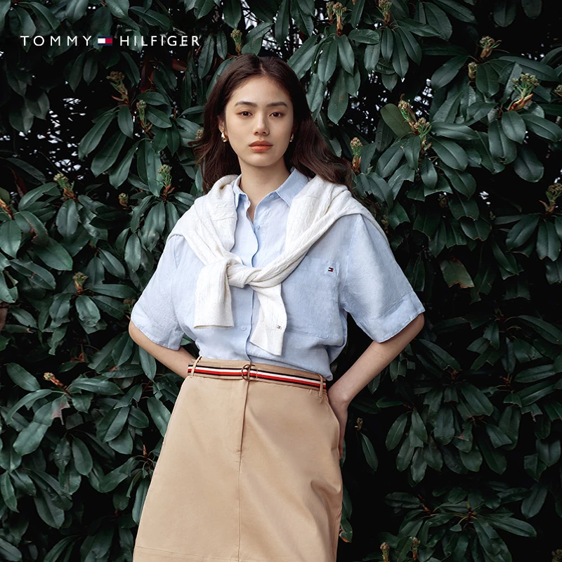 Tommy春夏女装莱赛尔微弹条纹腰带直筒商务休闲通勤半身裙38478