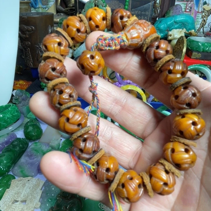 滴血莲花菩提吊坠