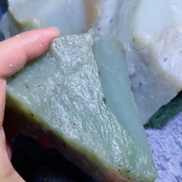 和田玉未镶嵌珠宝半成品