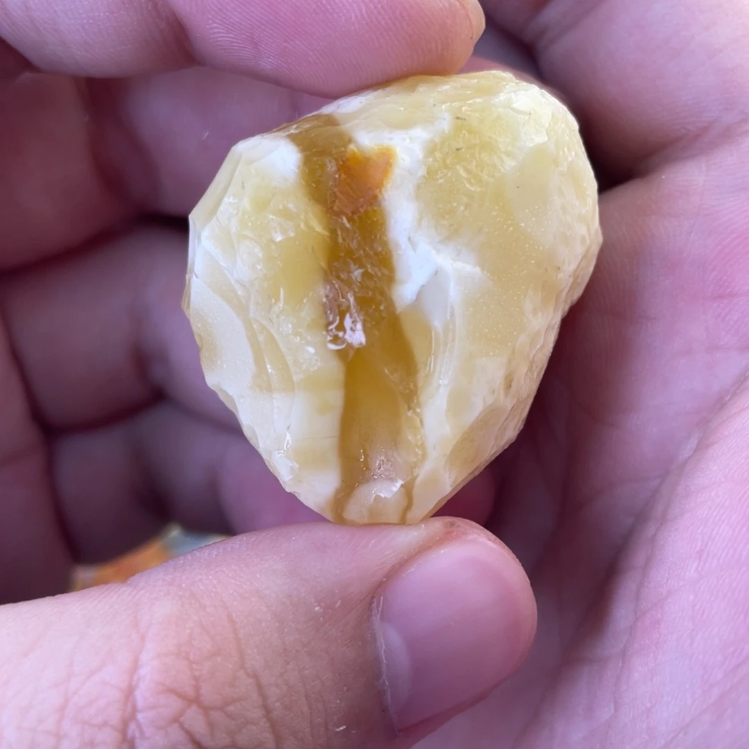 定制琥珀天然琥珀