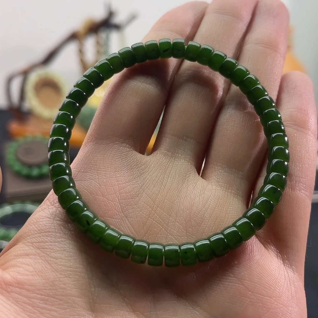 和田玉未镶嵌颈饰俄碧-菠菜绿-6mm药片-手串