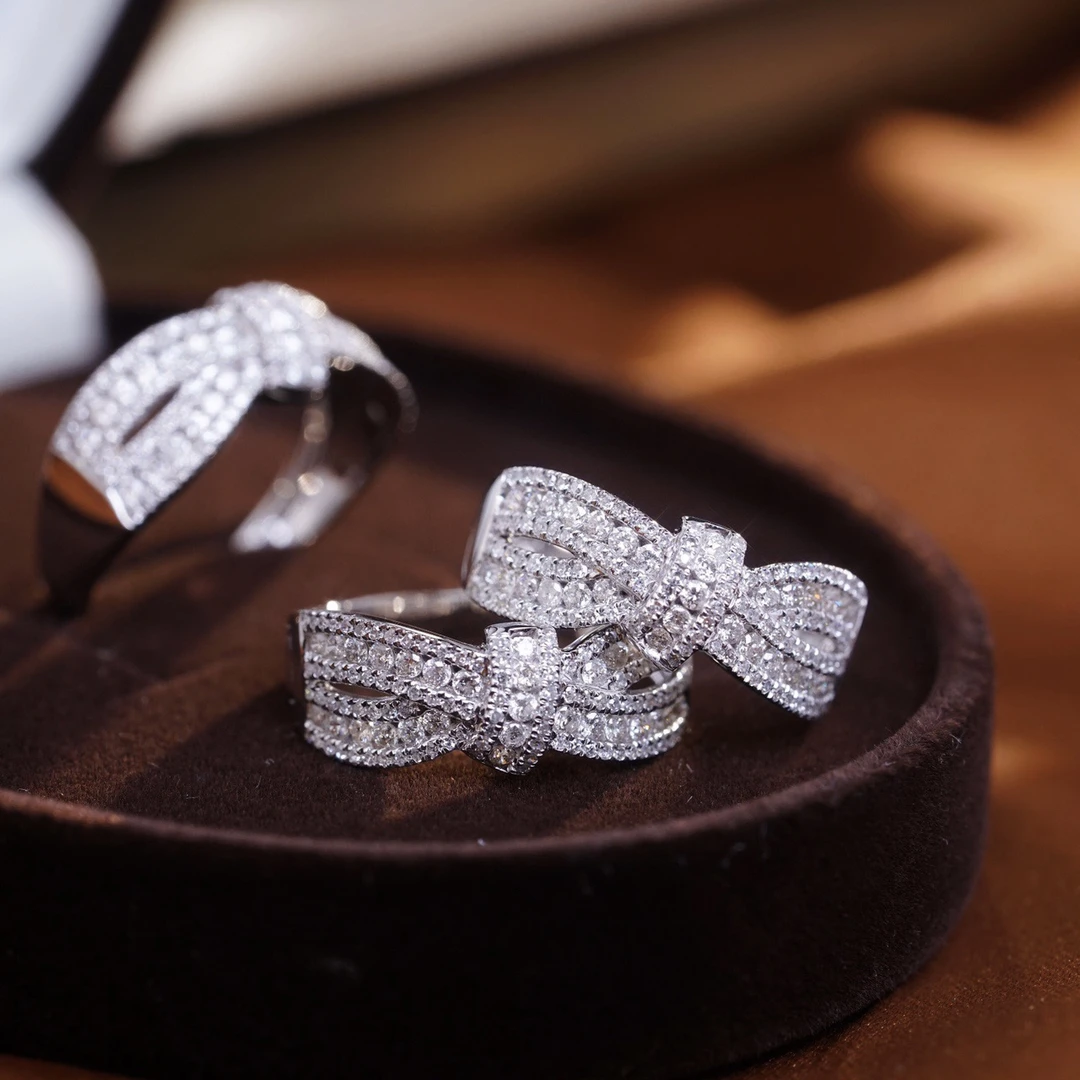 【蒂凡妮珠宝】铂金60分钻石蝴蝶结气质排戒重3.8g 产品多样发一件