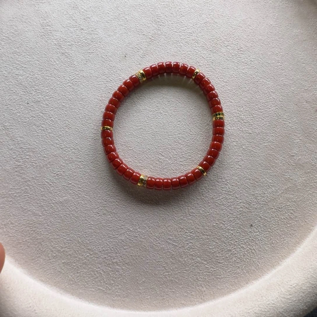 黄***菘手链18K金镶嵌南红玛瑙