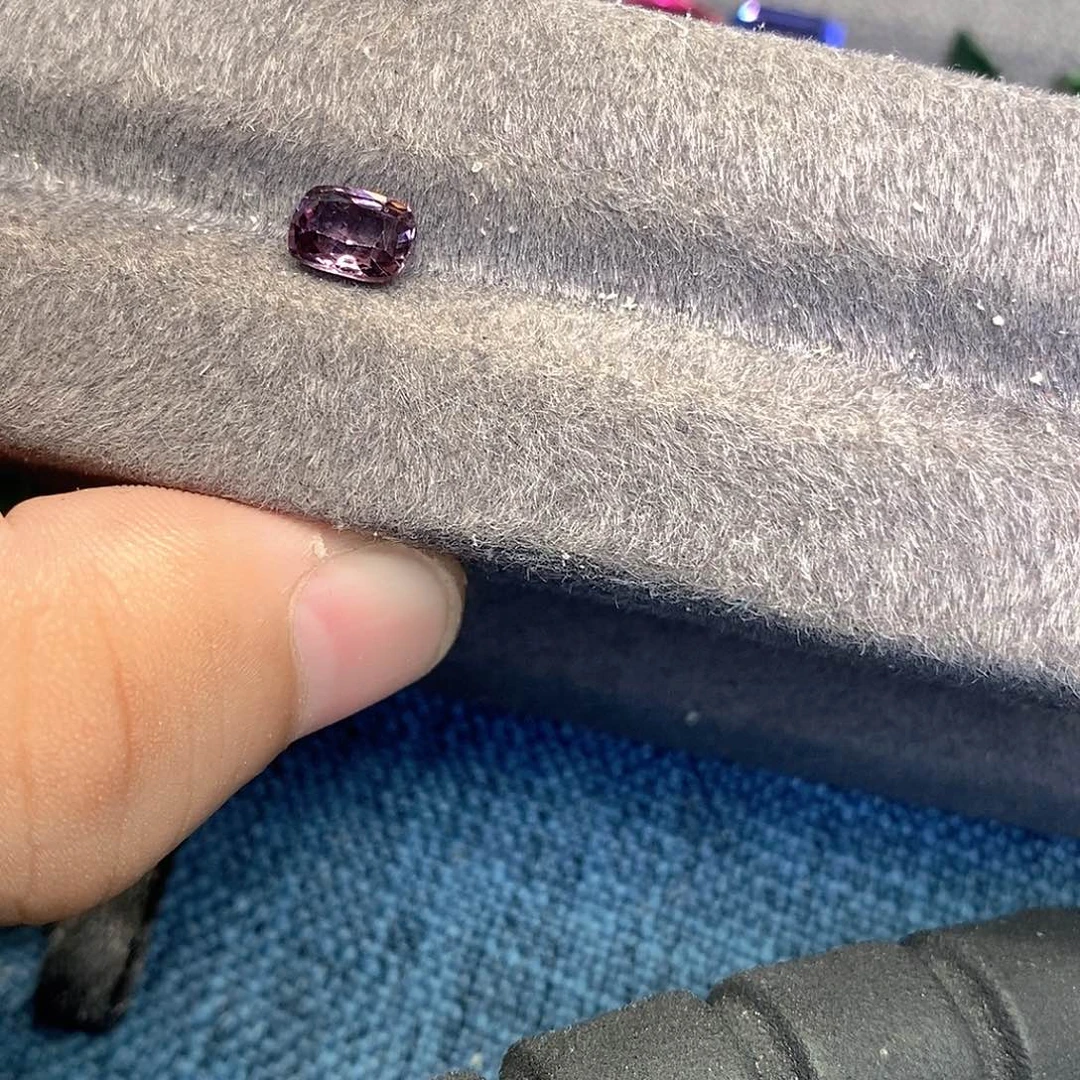 尖晶石裸石尖晶石