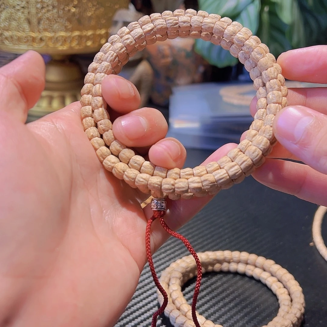 牛***妈柏香籽/百香籽吊坠