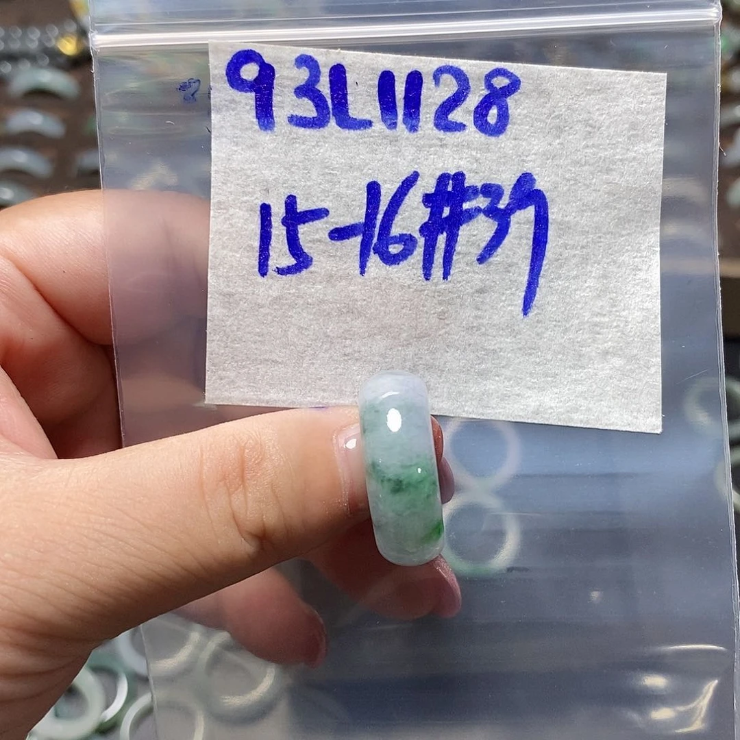 未镶嵌定制翡翠翡翠