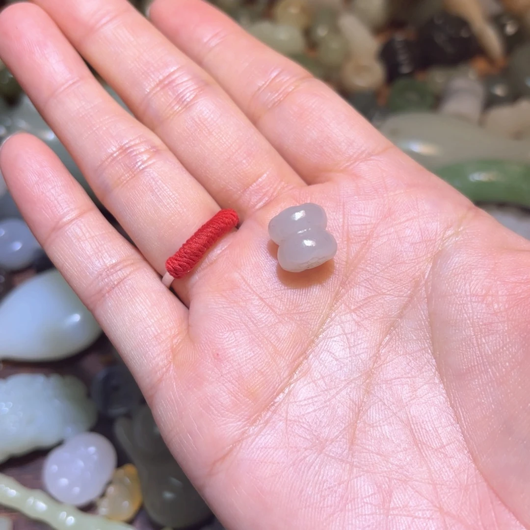 和田玉未镶嵌珠宝半成品