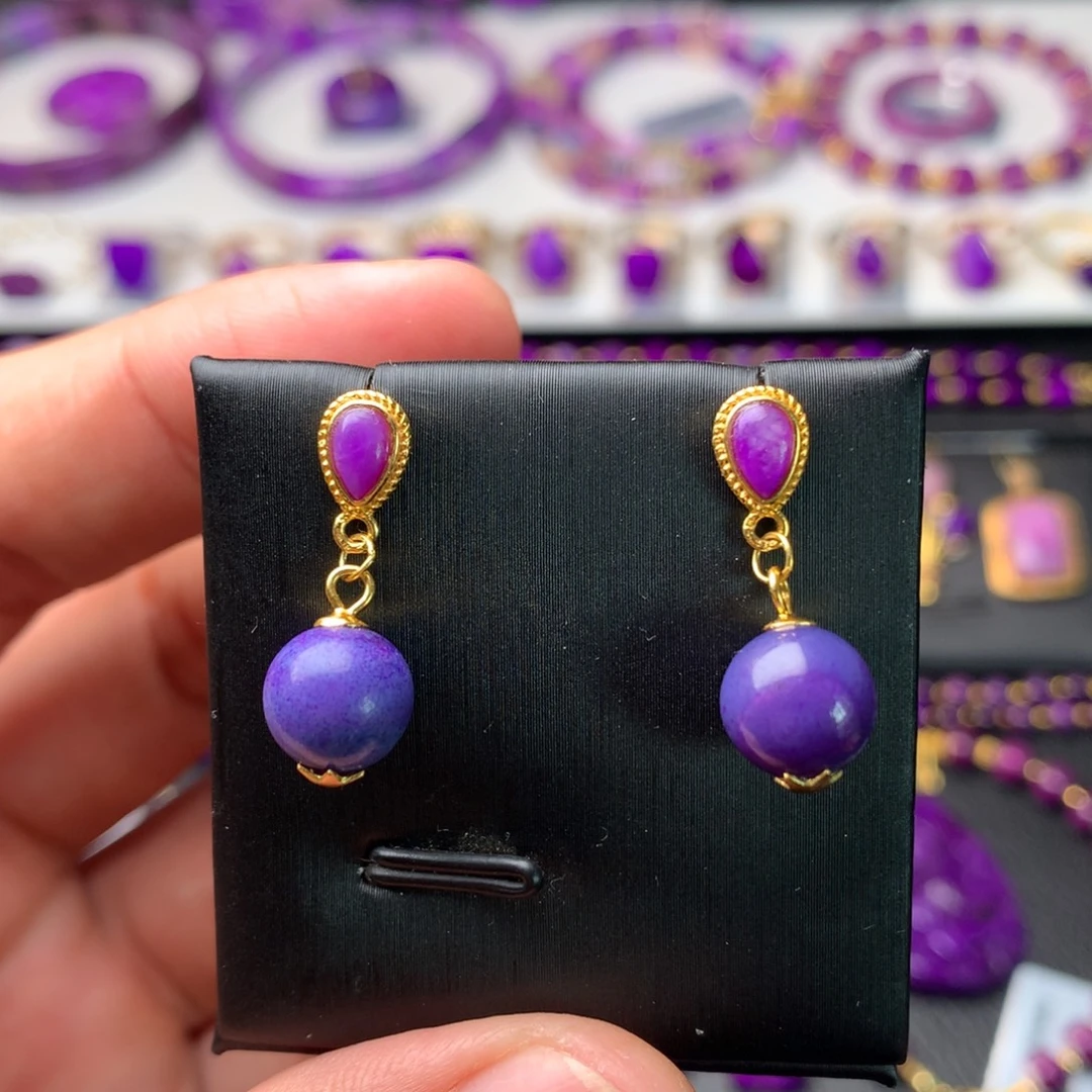 苏纪石（舒俱来）银S925镶嵌耳钉