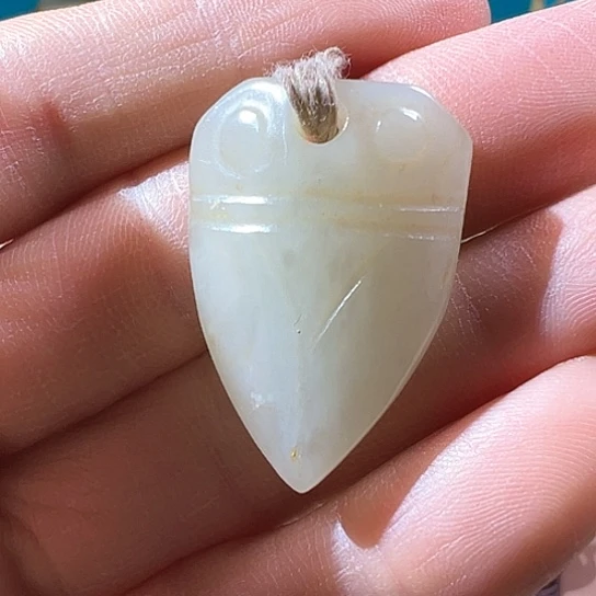 和田玉（糖玉）挂件未镶嵌强****7