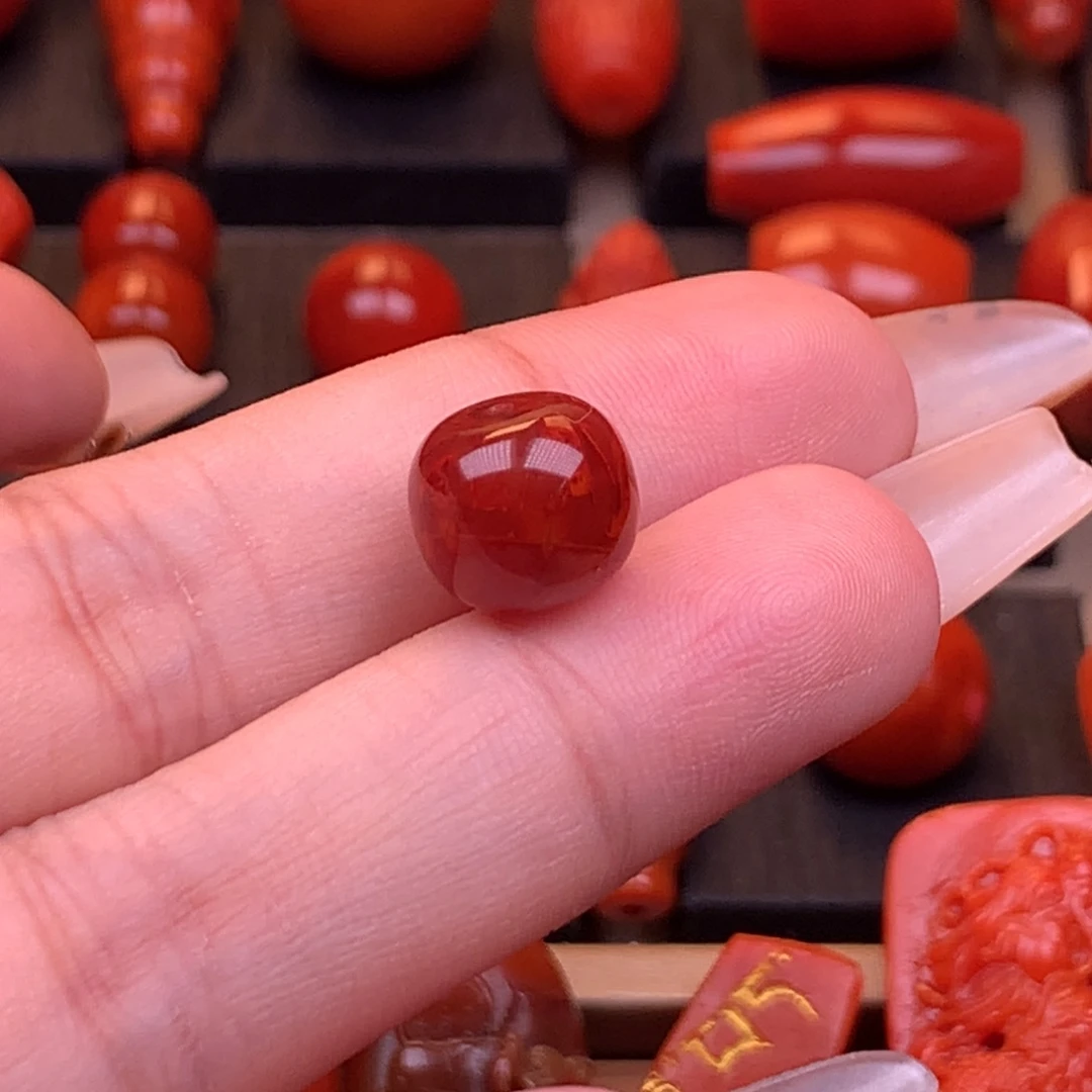 南红玛瑙未镶嵌川料原矿老型单珠10.4mm