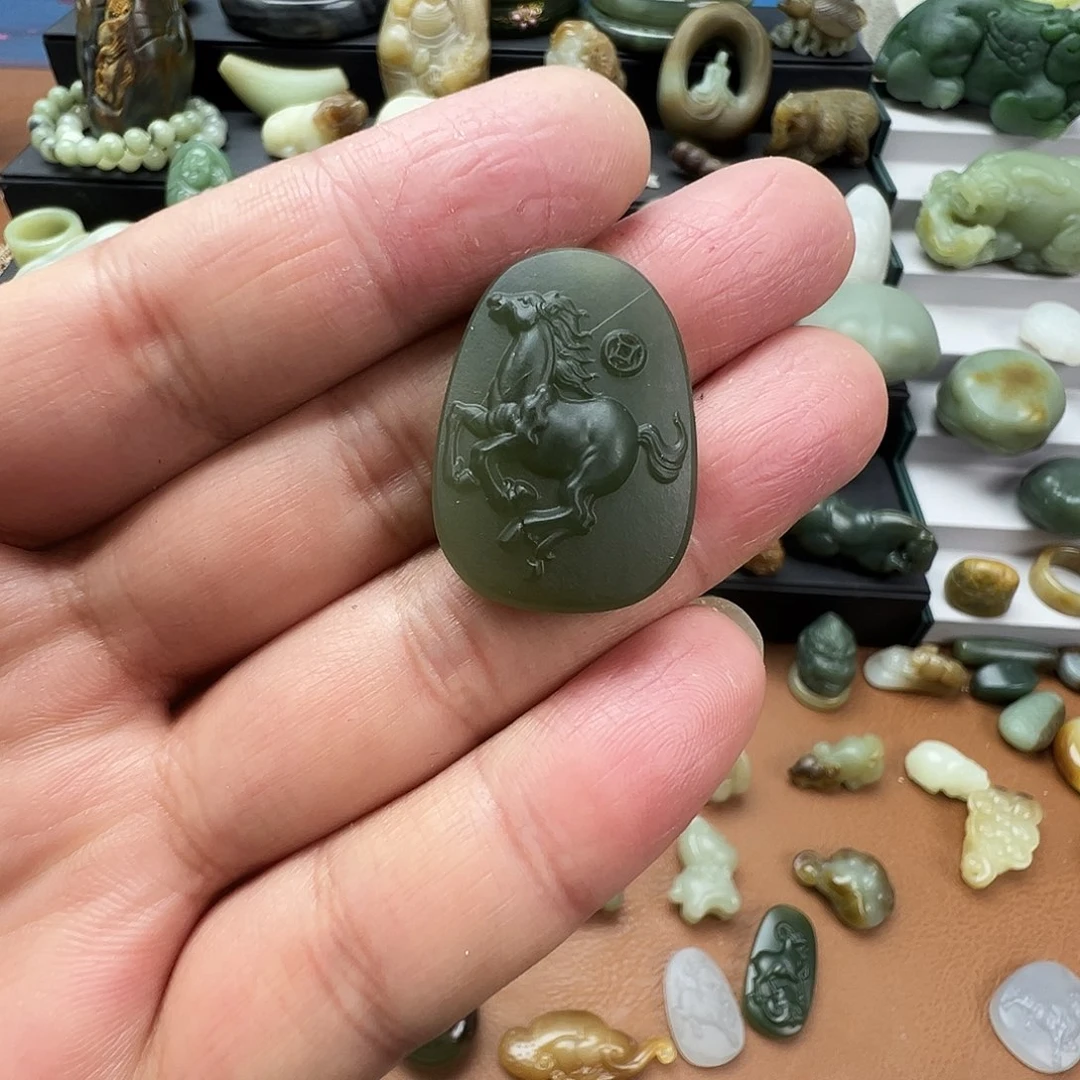 S***y和田玉（糖玉）未镶嵌珠宝半成品