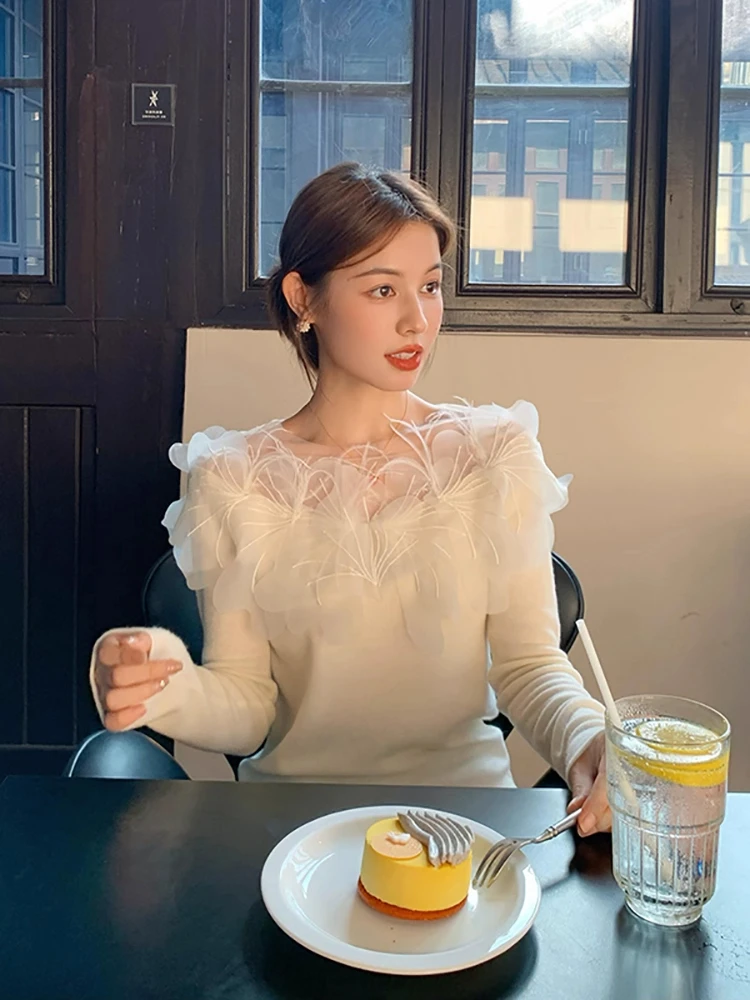 法式温柔风气质网纱露肩针织衫上衣女秋冬季设计感绝美花朵打底衫