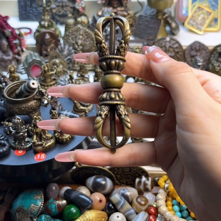 i***8泥塑闪价漏价一件