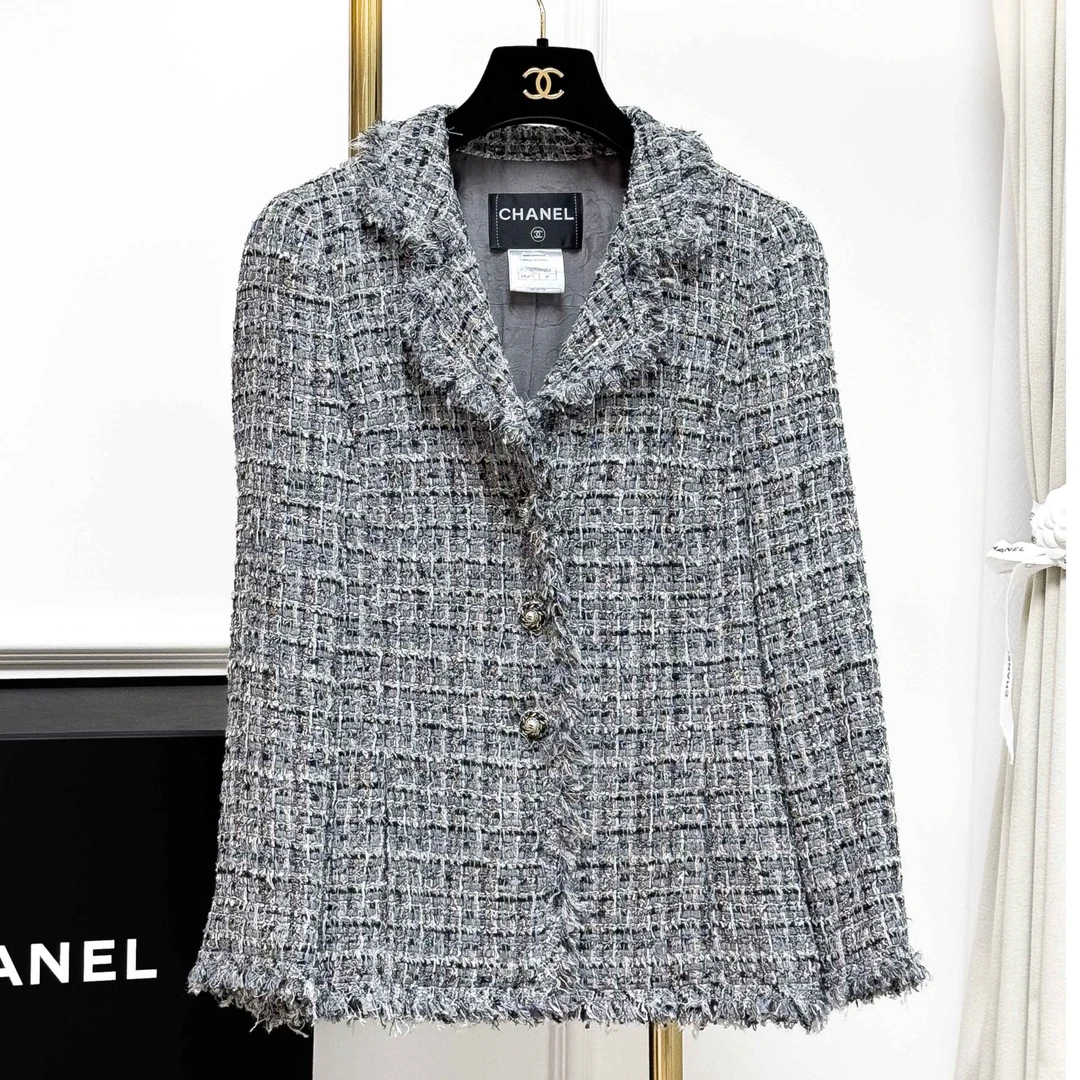 99新 Chanel/香奈儿 38码黑色拼灰色拼蓝色流苏长袖编织外套，99新