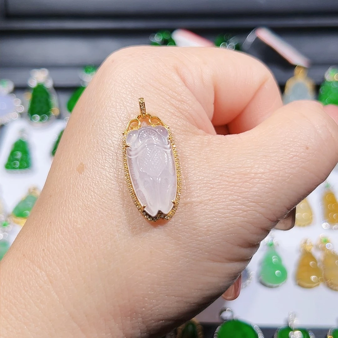 翡翠吊坠(不含链)18K金镶嵌