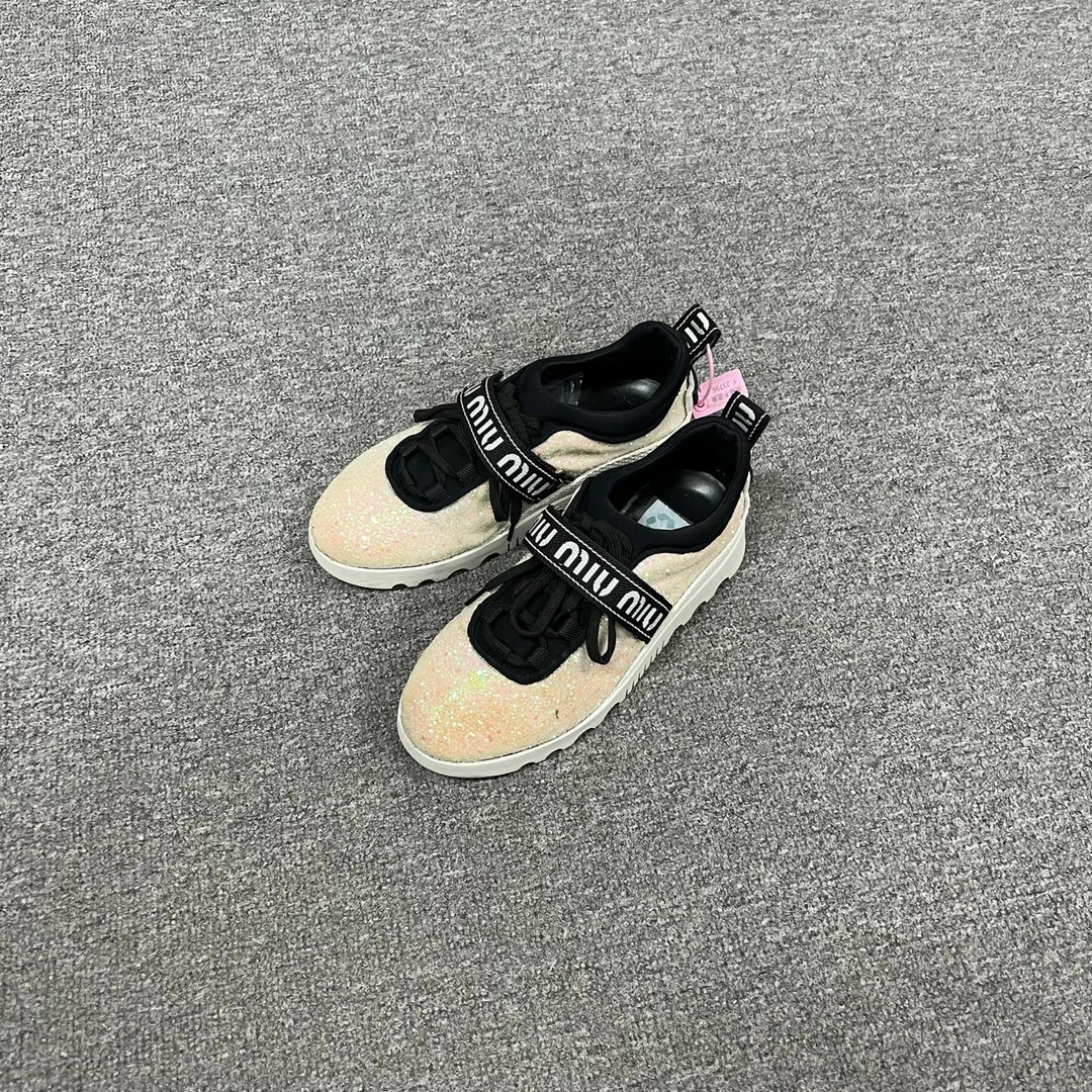 99新 AMIPARIS miumiu亮片休闲鞋36.5码