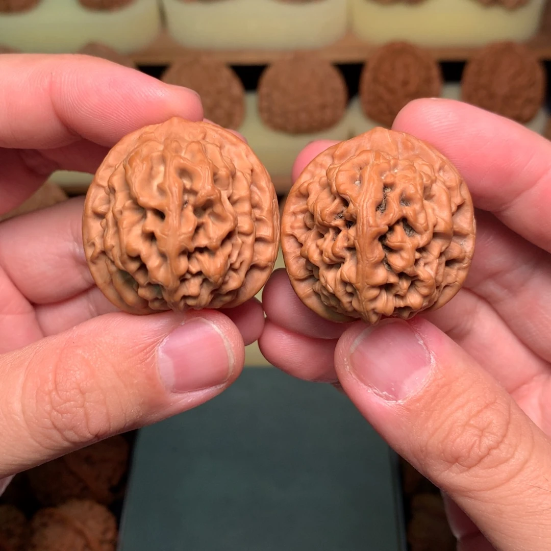 文玩核桃吊坠35边38肚秦岭秦闷全品