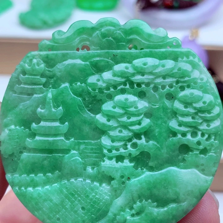 翡翠未镶嵌吊坠(不含链)