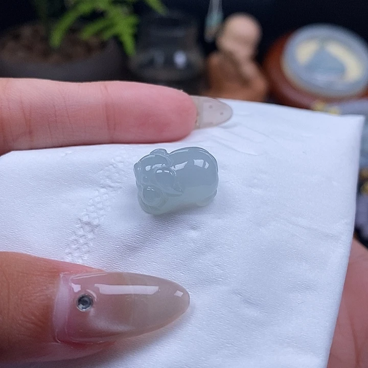 翡翠挂件未镶嵌珠链