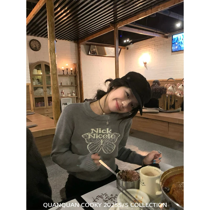 圈圈cooky   浪漫猜想 蝴蝶字母百搭针织毛衣L0698M