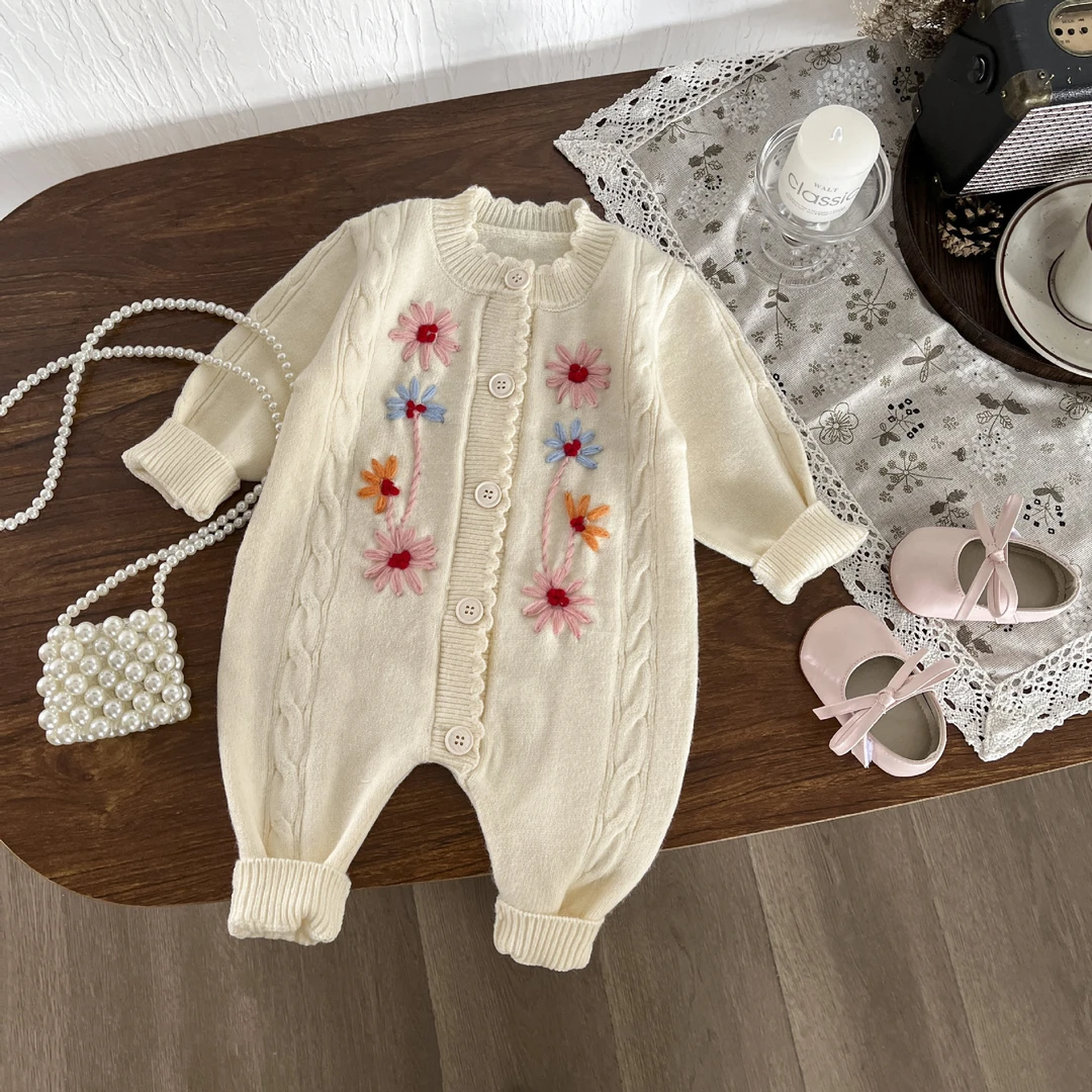 婴儿连体衣春秋款女宝宝秋装超萌针织毛衣爬服甜美公主外出服春季