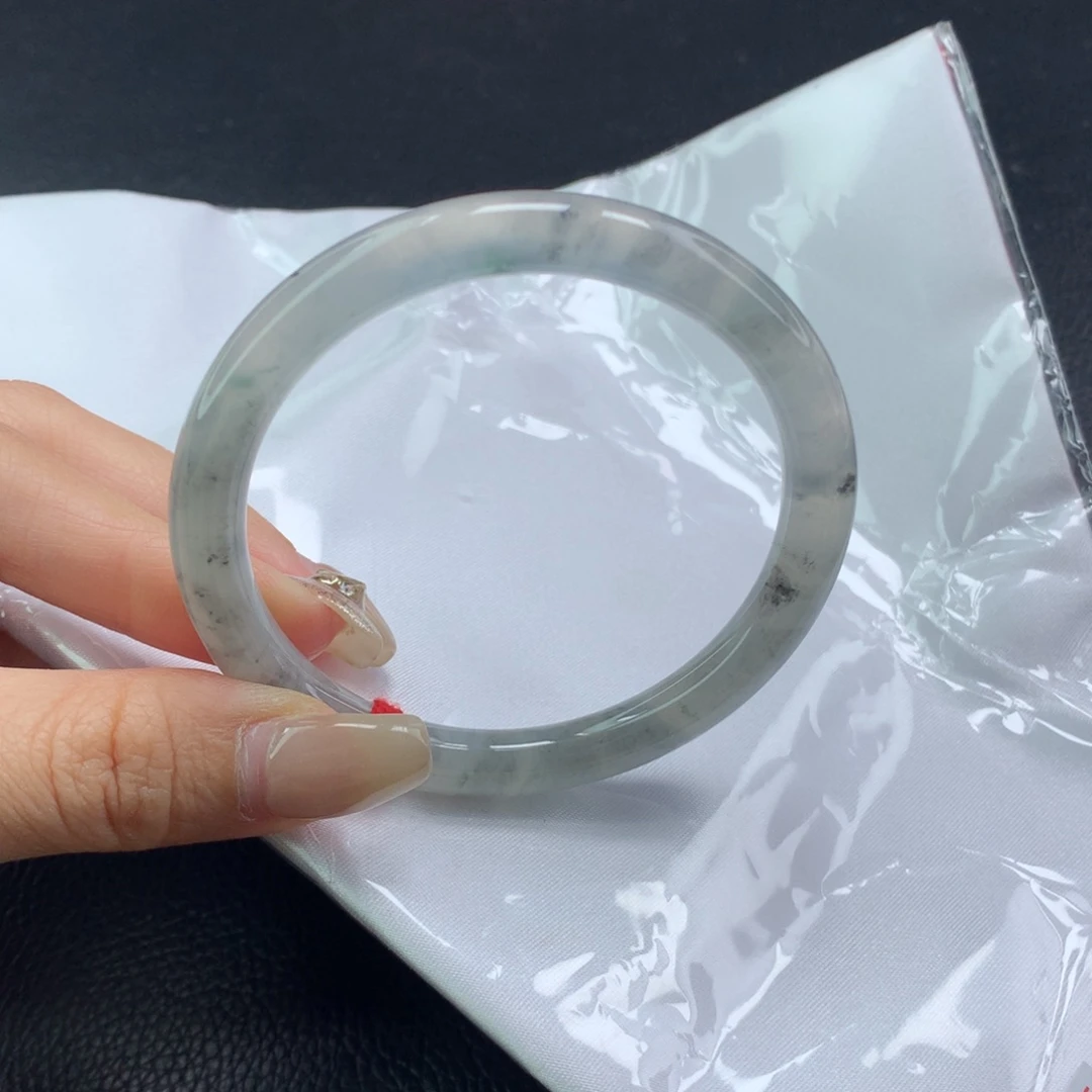 翡翠手镯未镶嵌（22号）（圆条）