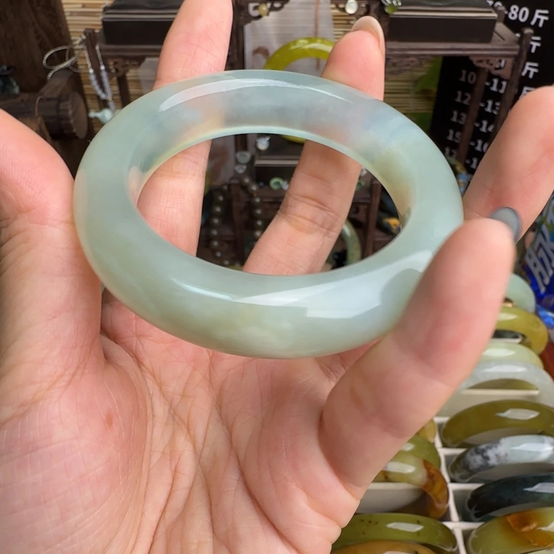 6***7蛇纹石玉未镶嵌手镯