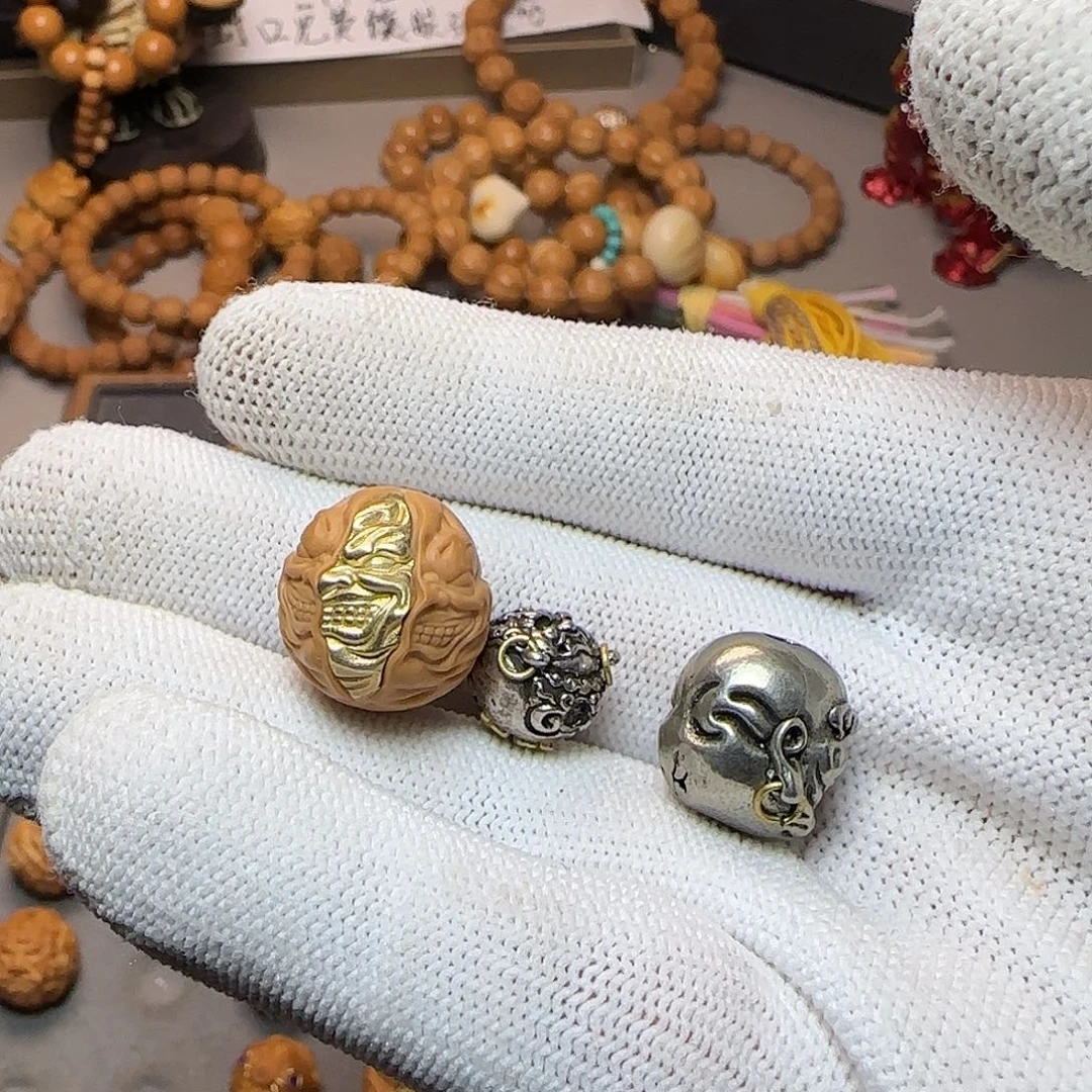 大***毒吊坠猴头核桃三恶僧