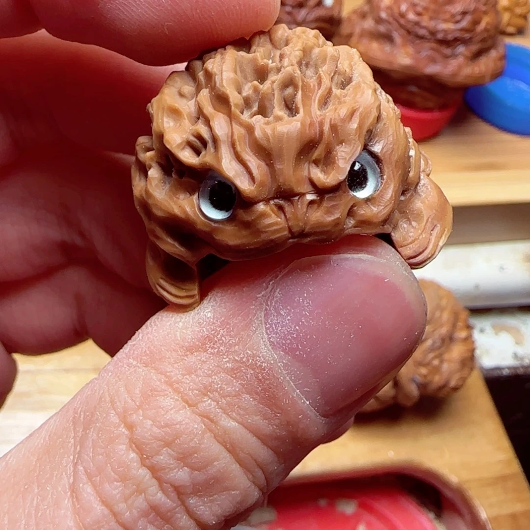 核桃雕刻简易蟾戒指