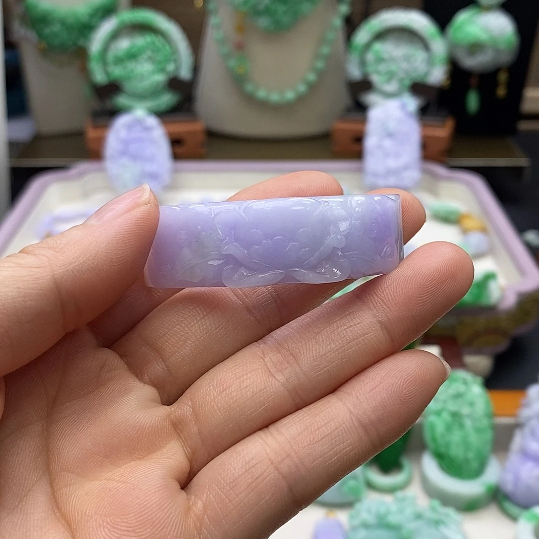 翡翠未镶嵌颈饰天然