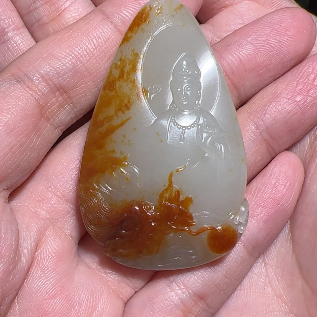 &***六和田玉未镶嵌颈饰