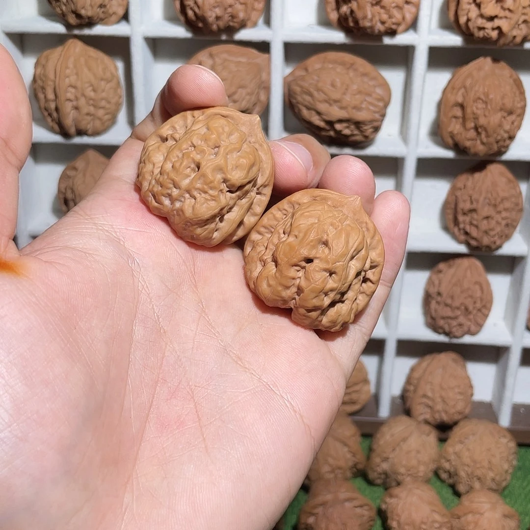 文玩核桃吊坠37全品蛤蟆头