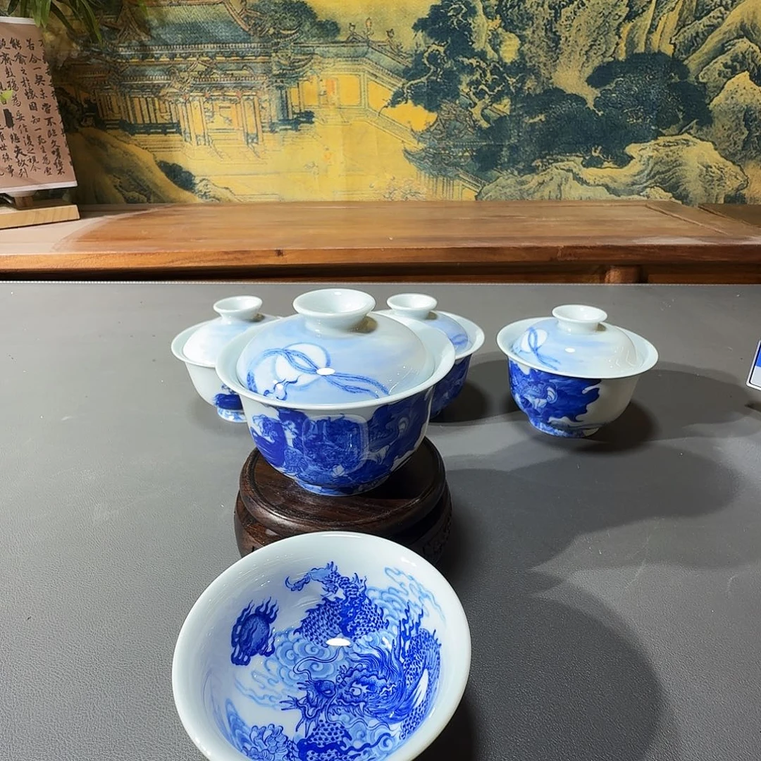 王***发泥塑盖碗手工手绘