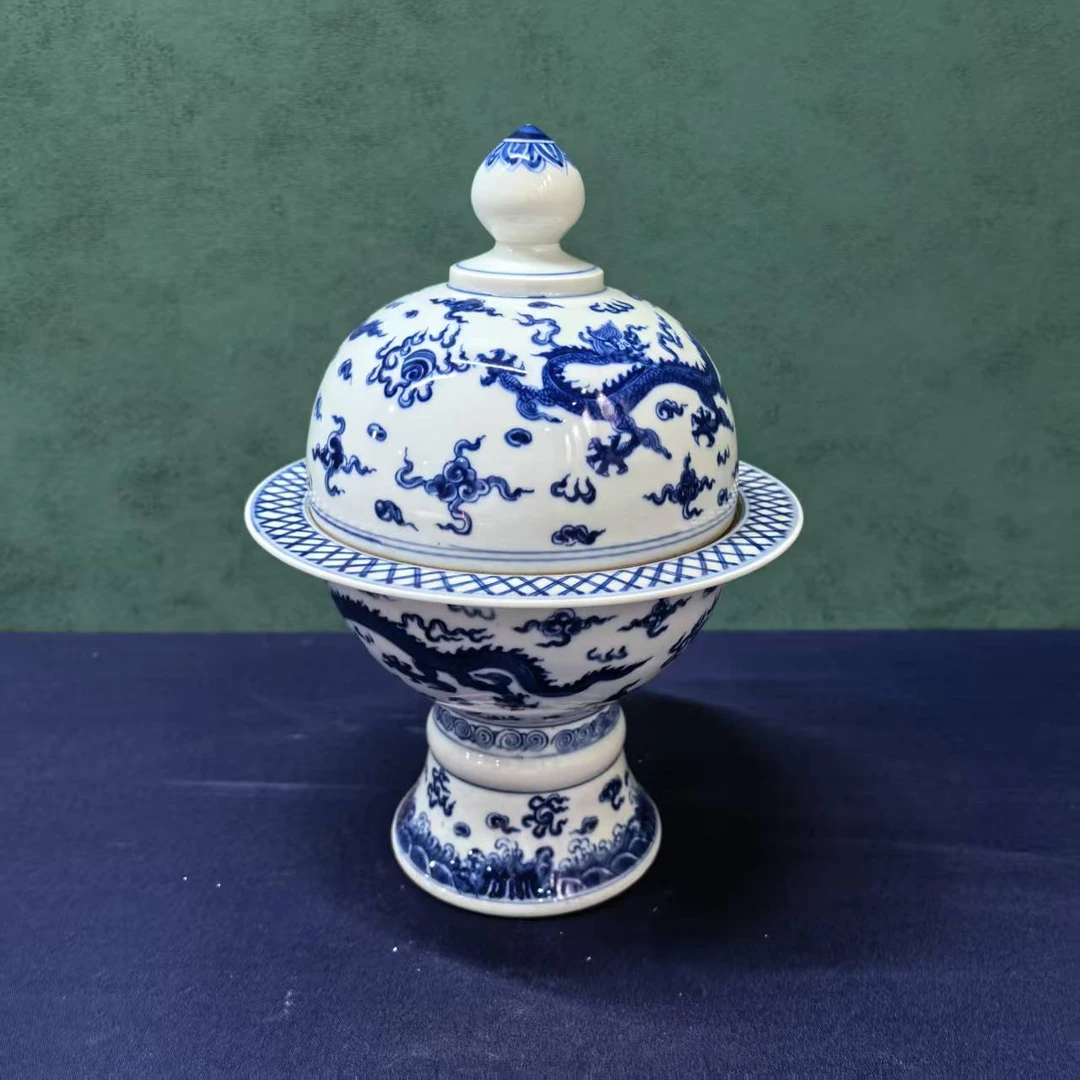 景德镇陶瓷青花龙纹赏瓶