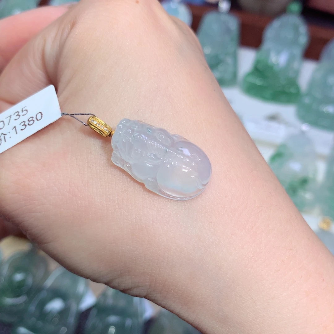 吊坠(不含链)18K金镶嵌翡翠天然缅甸A货翡翠揭阳工貔貅