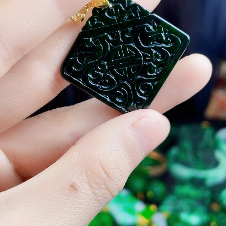 翡翠银S925镶嵌颈饰多样性