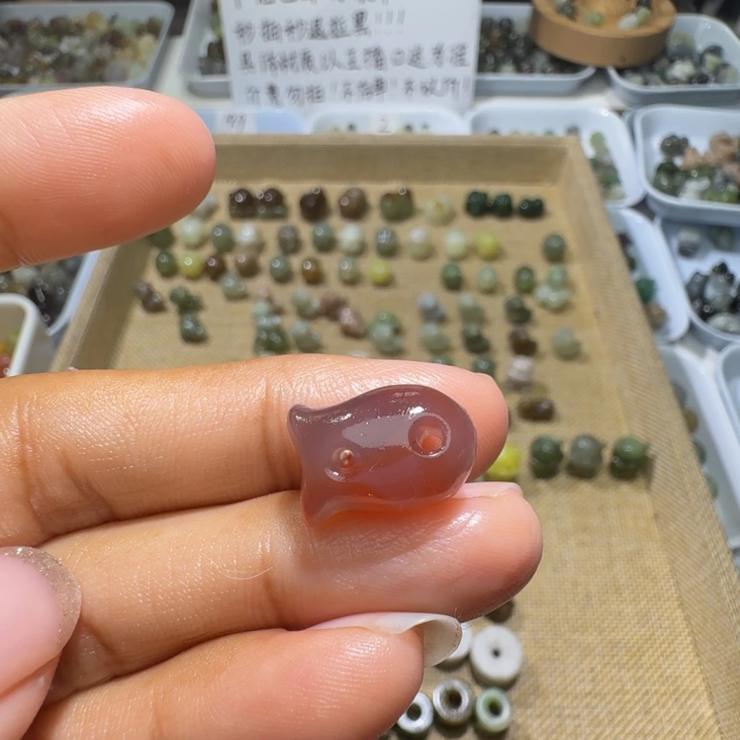 和田玉未镶嵌珠宝奇石