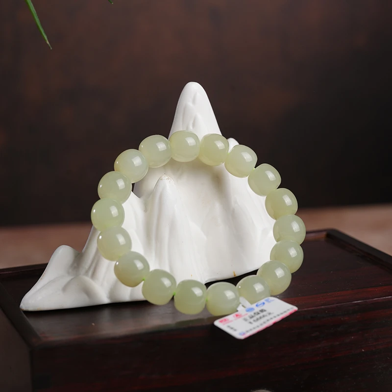 新疆和田玉高品翠胶猫卡12苹果珠随机发一件