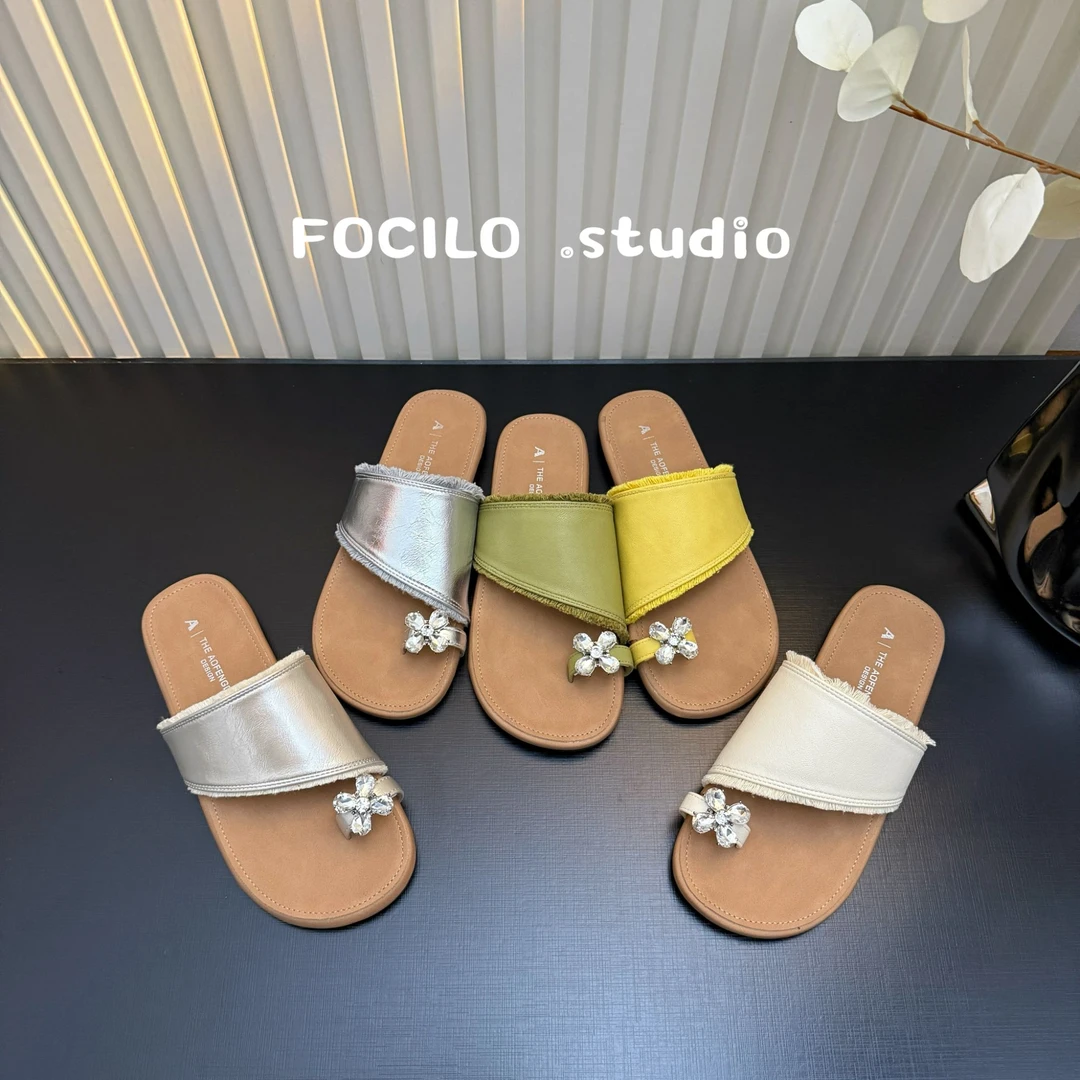 复古法式平底套趾拖鞋女夏外穿2025新款配裙子晚晚风软底沙滩凉拖