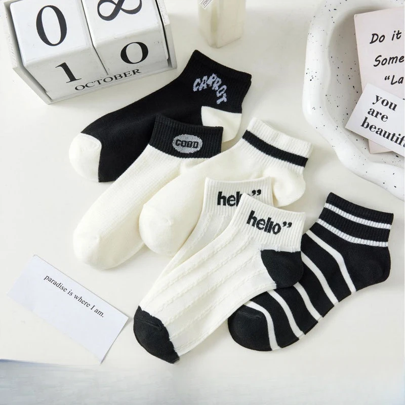 袜子女春夏季短筒袜女日系薄款麻花ins潮运动袜黑白色短袜韩版