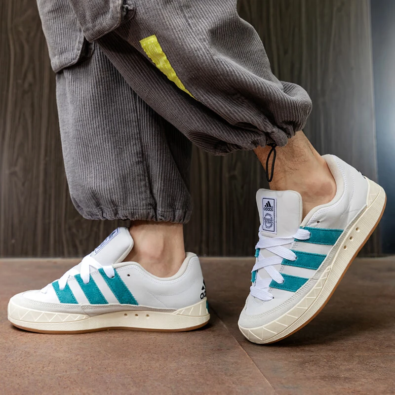 Adidas阿迪达斯三叶草男女鞋2025秋季鲨鱼面包鞋板鞋流光风ID3935