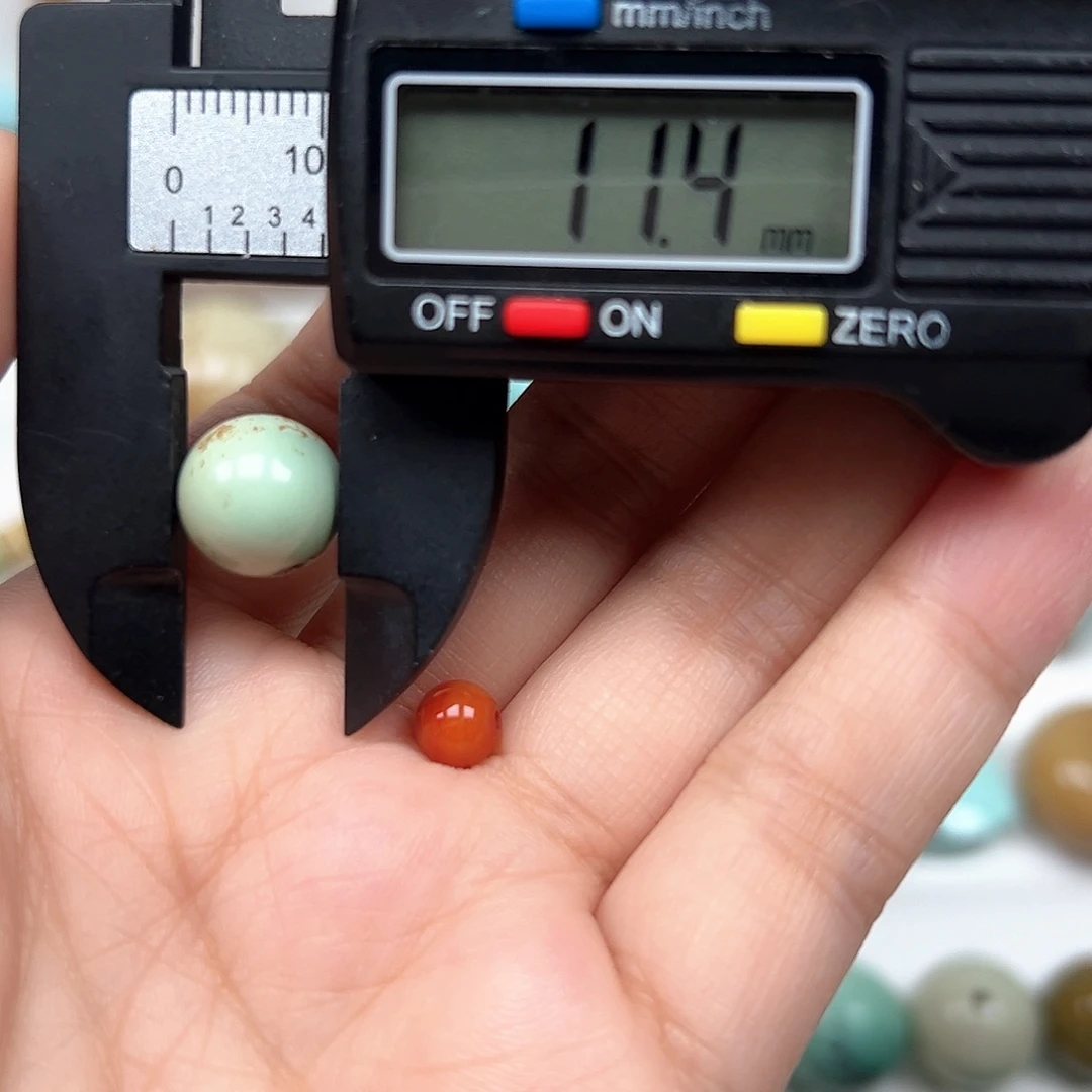 未镶嵌南红玛瑙珠宝奇石