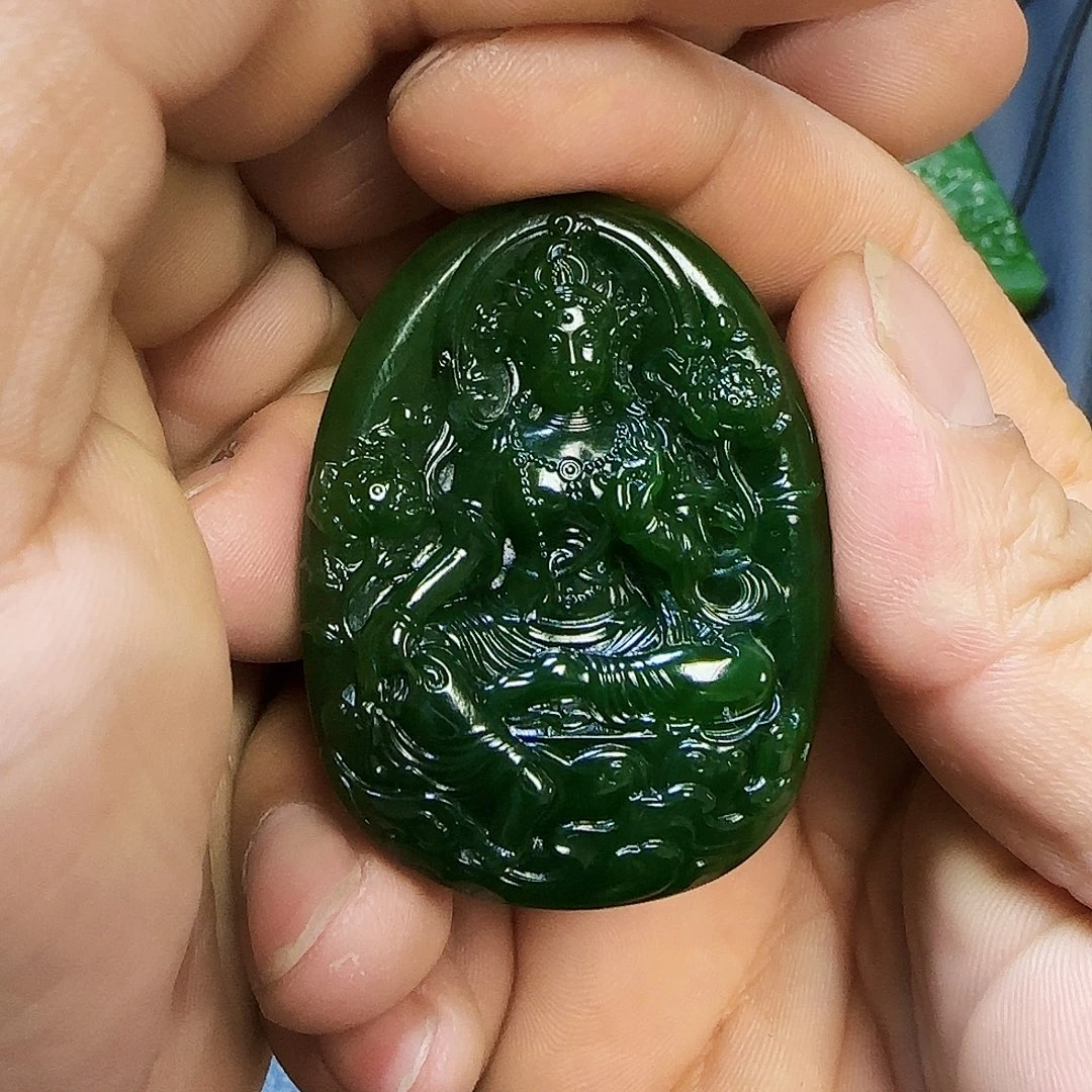 D***Y和田玉（碧玉）未镶嵌挂件