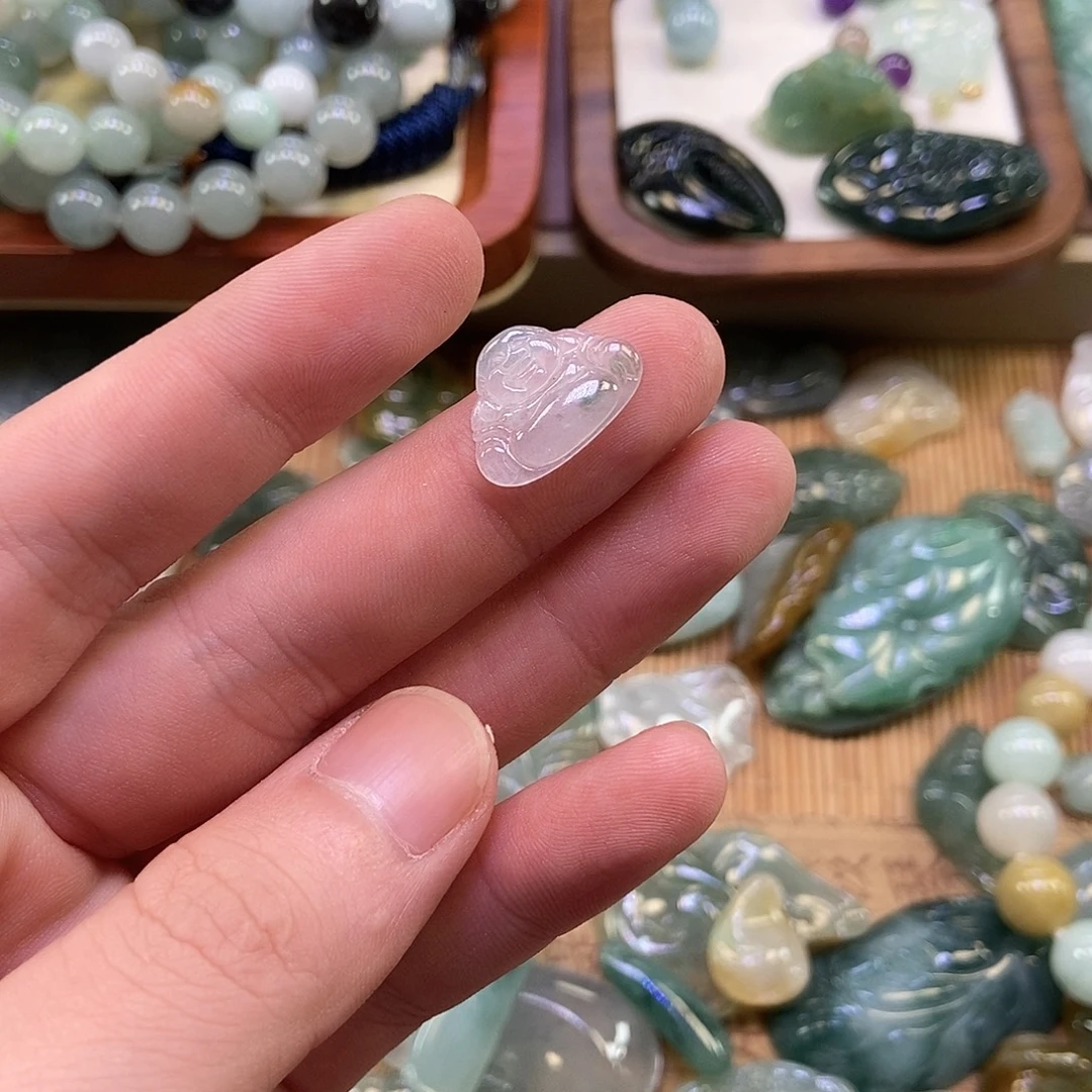 颈饰未镶嵌翡翠翡翠