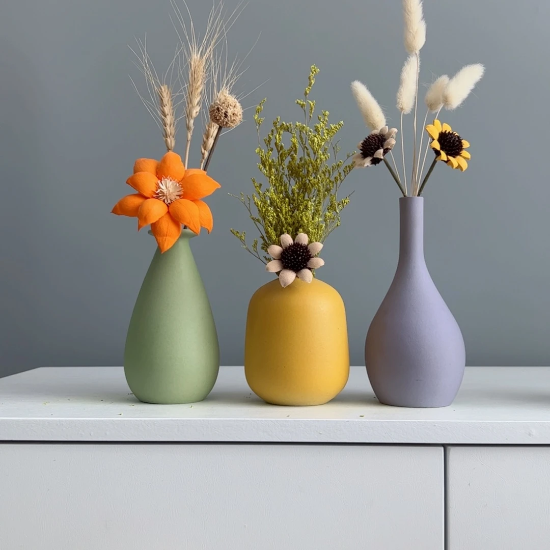 摆件陶瓷小花瓶摆件含花总高约20-30cm