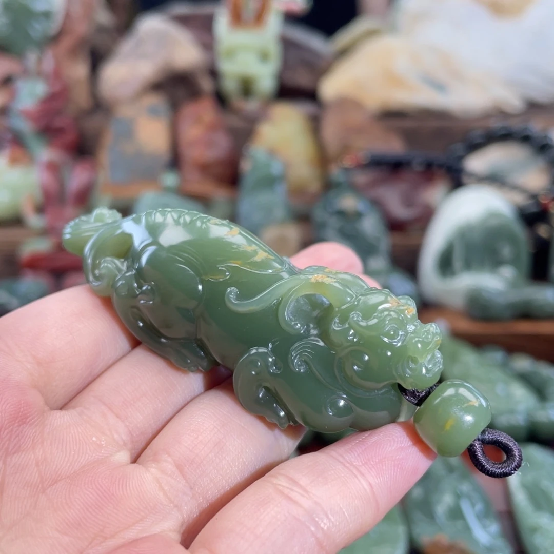 岫岩河磨玉（透闪石质玉）颈饰未镶嵌用****8