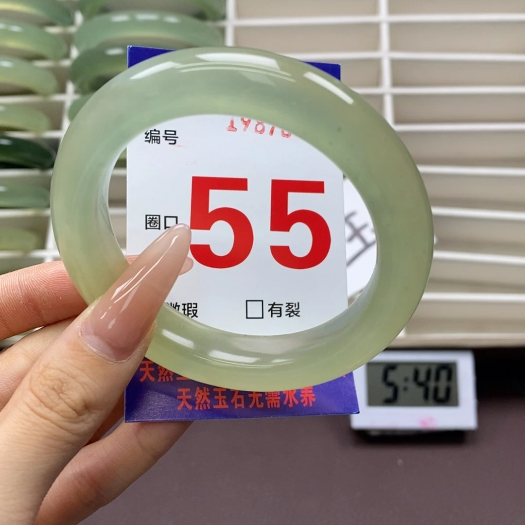 未镶嵌蛇纹石玉手镯